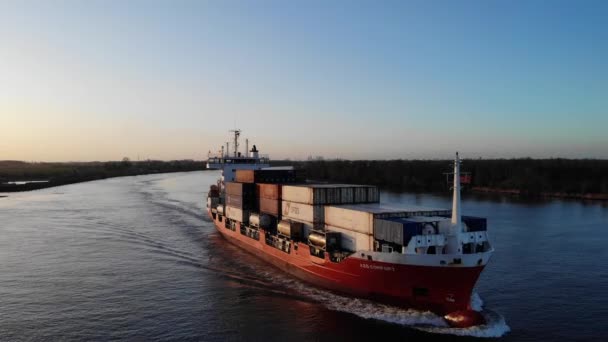 A2B Comfort Container Ship Shipping Containers Sailing Oude Maas River — Vídeo de Stock