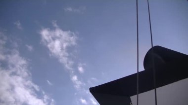 Vigo limanındaki kargo operasyonlarının zamanlaması.
