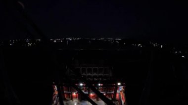 Vigo limanındaki kargo operasyonlarının zamanlaması.