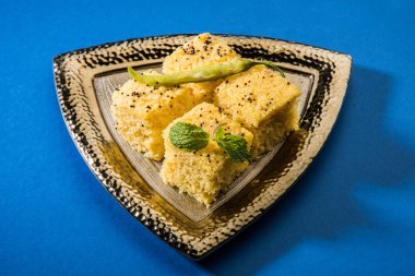 dhokla hint gıda, Gujarati Khaman Dhokla veya Buğulanmış Gram Un Snack, Hint Gıda