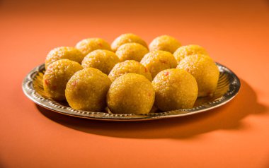 Hint tatlılar bundi laddu veya motichur laddu veya motichoor laddu, seçici odak