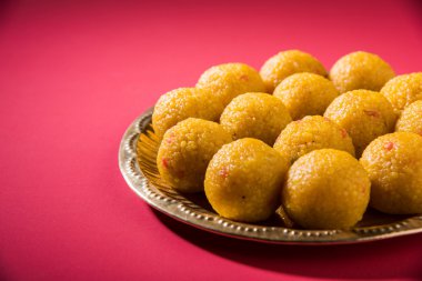 Hint tatlılar bundi laddu veya motichur laddu veya motichoor laddu, seçici odak