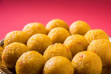 Hint tatlılar bundi laddu veya motichur laddu veya motichoor laddu, seçici odak