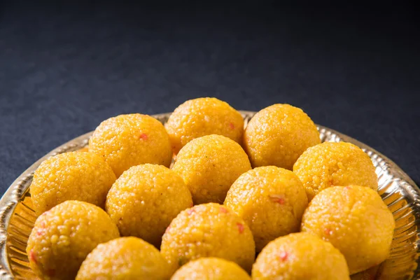 Golosinas indias bundi laddu o motichur laddu o motichoor laddu, enfoque selectivo —  Fotos de Stock