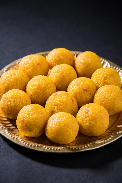 Hint tatlılar bundi laddu veya motichur laddu veya motichoor laddu, seçici odak