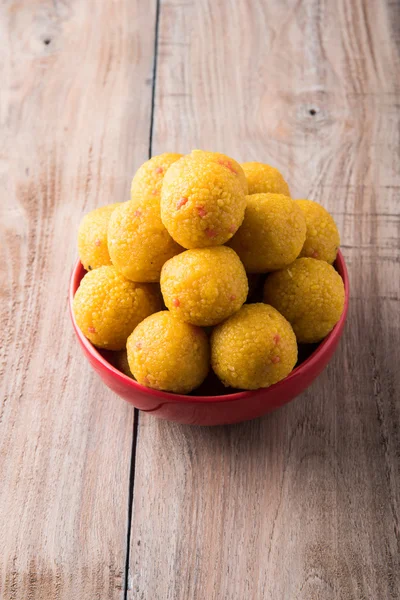 Indische Süßigkeiten bundi laddu oder motichur laddu oder motichoor laddu, selektiver Fokus — Stockfoto