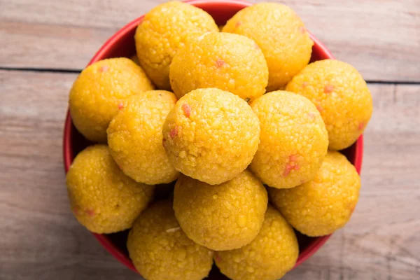 Indische Süßigkeiten bundi laddu oder motichur laddu oder motichoor laddu, selektiver Fokus — Stockfoto