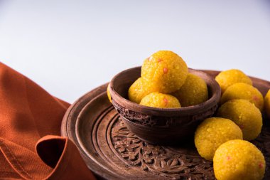 Hint tatlılar bundi laddu veya motichur laddu veya motichoor laddu, seçici odak