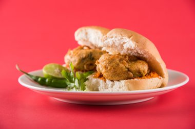 Vada Pav veya Vada Paav ünlü bir Hint sokak gıda olduğunu