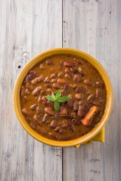 Indické jídlo vařené fazole červené kari nebo rajma nebo rajmah — Stock fotografie