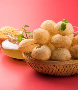 Pani Puri ya da panipuri, Golgappe ya da gol gappe, sohbet madde, Hindistan