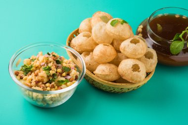 Pani Puri ya da panipuri, Golgappe ya da gol gappe, sohbet madde, Hindistan
