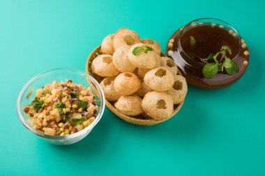 Pani Puri ya da panipuri, Golgappe ya da gol gappe, sohbet madde, Hindistan