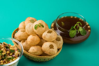 Pani Puri ya da panipuri, Golgappe ya da gol gappe, sohbet madde, Hindistan