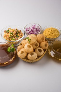 Pani Puri ya da panipuri, Golgappe ya da gol gappe, sohbet madde, Hindistan
