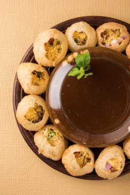 Pani Puri ya da panipuri, Golgappe ya da gol gappe, sohbet madde, Hindistan