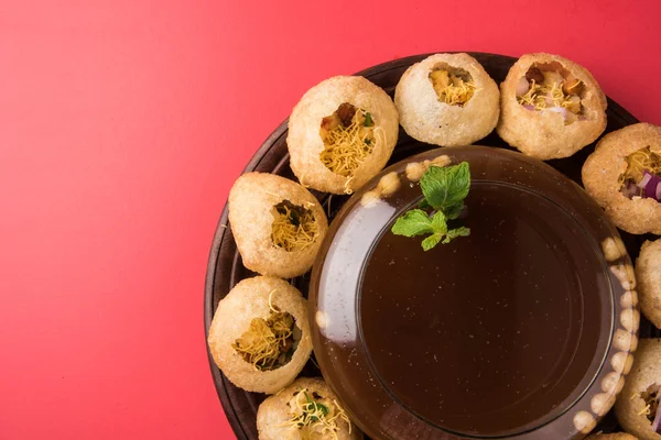 Pani Puri ou panipuri, Golgappe ou gol gappe, item de bate-papo, Índia — Fotografia de Stock