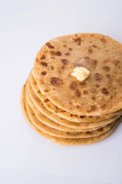 Puran poli är viktigt söt menyn i holi festival i Indien, indisk dessert, puran roti, indiska bröd brukar serveras med ren ghee — Stockfoto