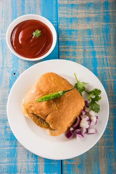 Vada Pav - popüler Hint sokak gıda