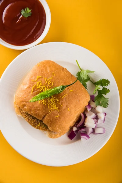 Vada Pav - popüler Hint sokak gıda