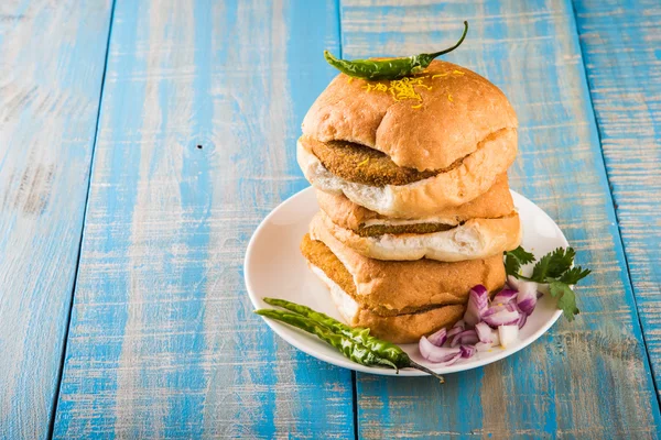 Vada Pav - popüler Hint sokak gıda