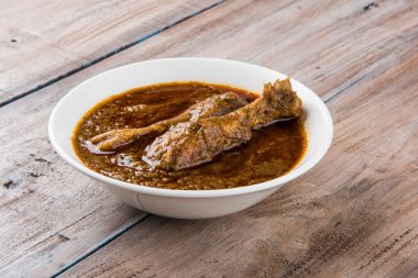 Bir kase tavuk köri / Malezya tavuk köri / Hint tavuk köri / Pakistan tavuk köri / asya tavuk köri / tavuk masala, kırmızı tavuk köri, baharatlı tavuk hazırlama