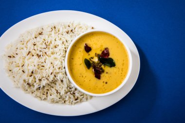 dal chawal - dal kızartma pirinç