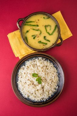 dal chawal - dal tadka ve pirinç