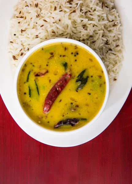 Dal chawal-dal Fry rijst — Stockfoto