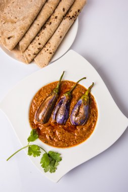 yumurta bitki si, brinjal köri, brinjal masala da baigan masala veya Baingan masala Hindistan'da, baharatlı ve lezzetli yemek chapati, ana yemek ile servis olarak bilinen