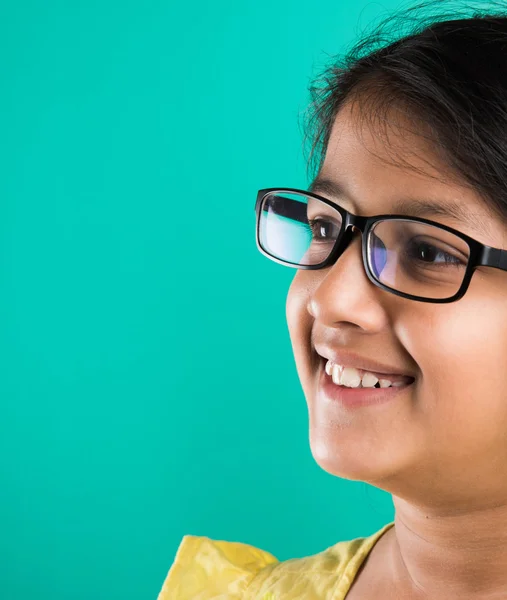 Indian small girl and eye glasses or eye wear or spectacles — Stock Photo, Image