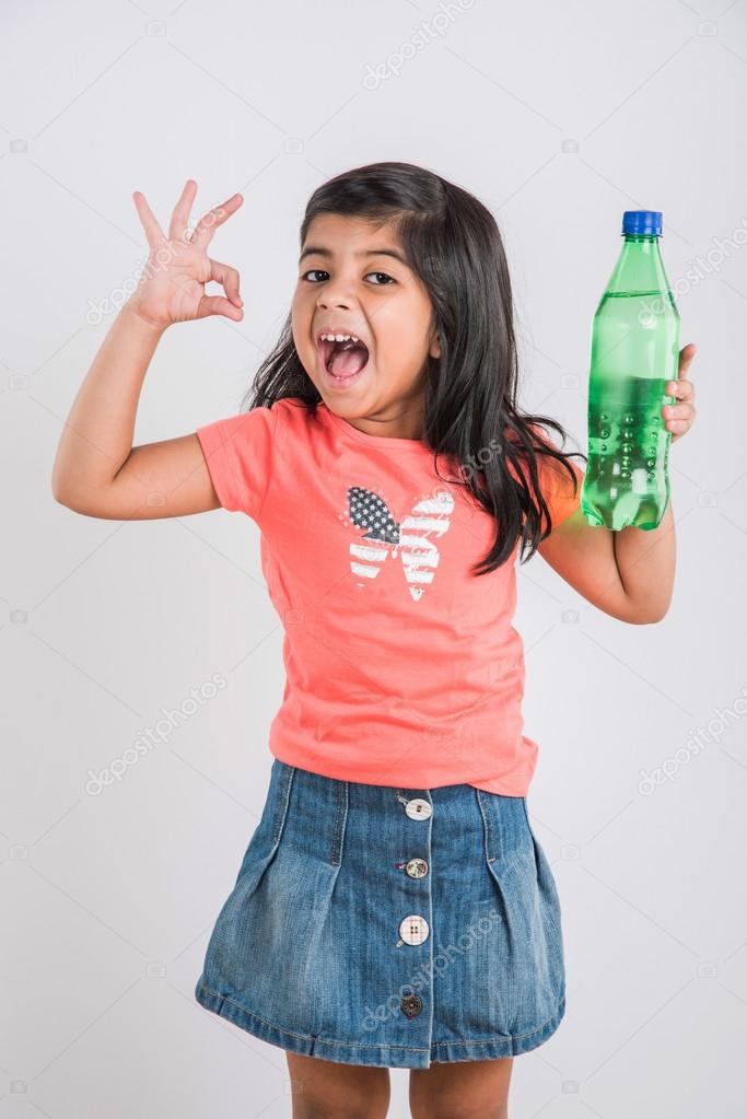 Teen girls and bottles, very cute girl leah dizon sexy show in usa
