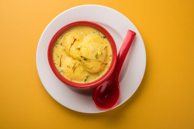 geleneksel Hint Rasmalai veya Ras Malai, Hint tatlı rasmalai veya ras malai, ünlü Bengalli tatlı