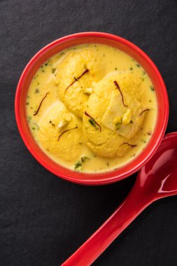 geleneksel Hint Rasmalai veya Ras Malai, Hint tatlı rasmalai veya ras malai, ünlü Bengalli tatlı