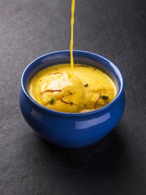 geleneksel Hint Rasmalai veya Ras Malai, Hint tatlı rasmalai veya ras malai, ünlü Bengalli tatlı