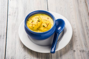 geleneksel Hint Rasmalai veya Ras Malai, Hint tatlı rasmalai veya ras malai, ünlü Bengalli tatlı