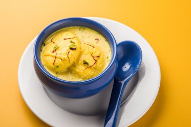 geleneksel Hint Rasmalai veya Ras Malai, Hint tatlı rasmalai veya ras malai, ünlü Bengalli tatlı