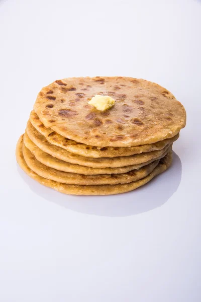 Puran poli is important sweet menu in holi festival in india, indian dessert, puran roti, indian sweet bread usually served with pure ghee — Stock Photo, Image