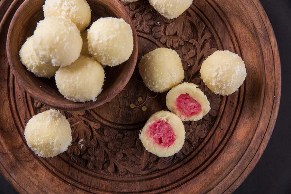 Kheer kadam o khir kadam è un dolce bengalese — Foto Stock