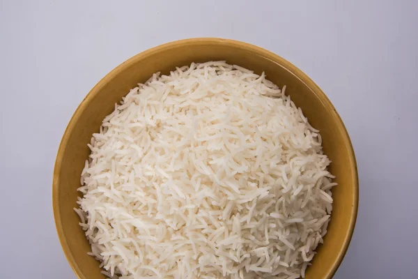 Ryż basmati z Indii, pakistańskiego ryżu basmati, ryż basmati Azjatki, gotowanego ryżu basmati, ryż biały, ugotowany ryż w misce gotowane — Zdjęcie stockowe