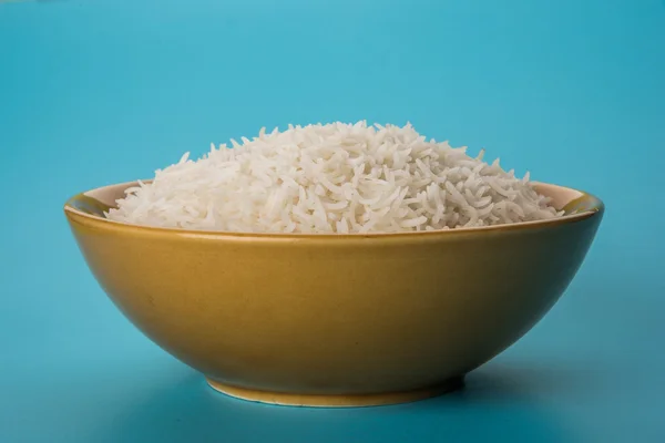 Arroz basmati indio, arroz basmati pakistaní, arroz basmati asiático, arroz basmati cocido, arroz blanco cocido, arroz llano cocido en un tazón —  Fotos de Stock