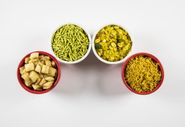 diwali food chivada, chakali, murukku,anarse, shankar pale, indian snacks clipart