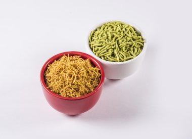 diwali gıda chivada, chakali, murukku, anarse, shankar soluk, hint aperatifler