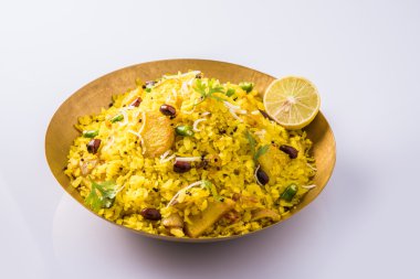 poha veya aalu poha pohe dövülmüş pirinç yapılmış ya da pirinç, favori Hint aperatif basık
