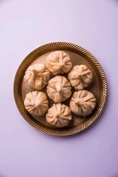 Indisk söt mat kallas Modak, favorit av Lord Ganesha — Stockfoto