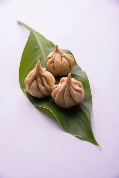Indiaas zoet eten genaamd Modak, favoriet van Lord Ganesha — Stockfoto