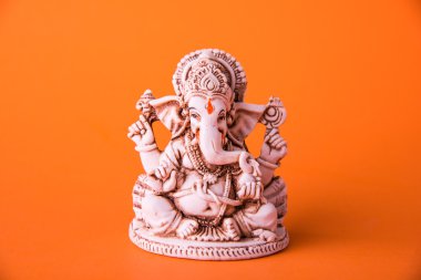 Mutlu Ganesh Chaturthi tebrik kartı gösteren fotoğraf lord ganesha Idol