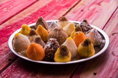 Tatlı modak ganesh Festivali'nde lord Ganesh prasad olarak sunulan genellikle çeşitli Hint 