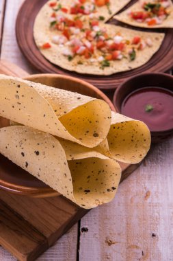 Masala papad, Hint vejetaryen çıtır çıtır yemek veya başlangıç
