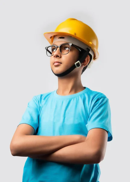 Bonito Ásia Indiana Feliz Criança Vestindo Amarelo Construção Capacete Segurança — Fotografia de Stock